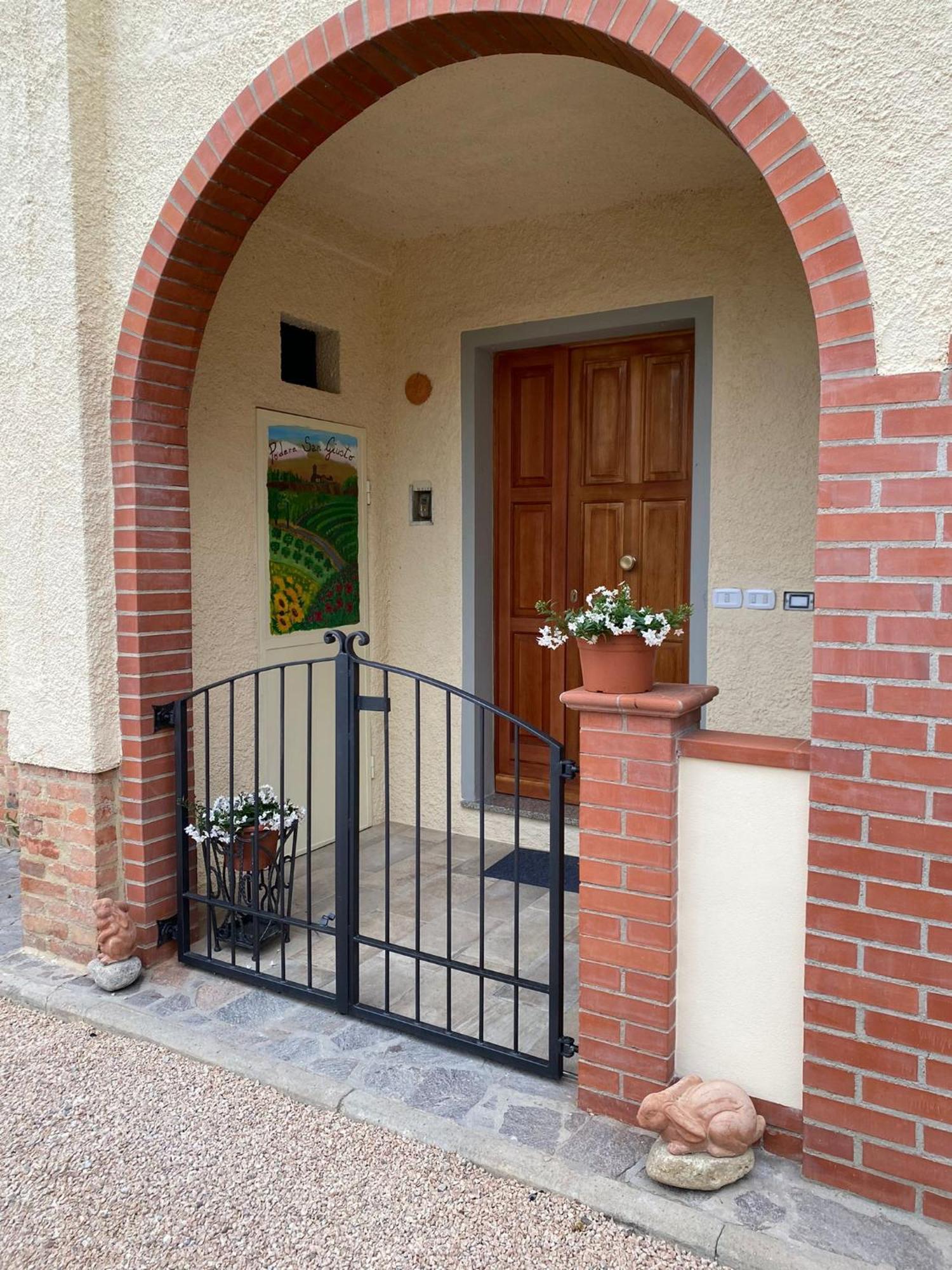 Casa Vacanze Podere San Giusto Volterra Exterior photo